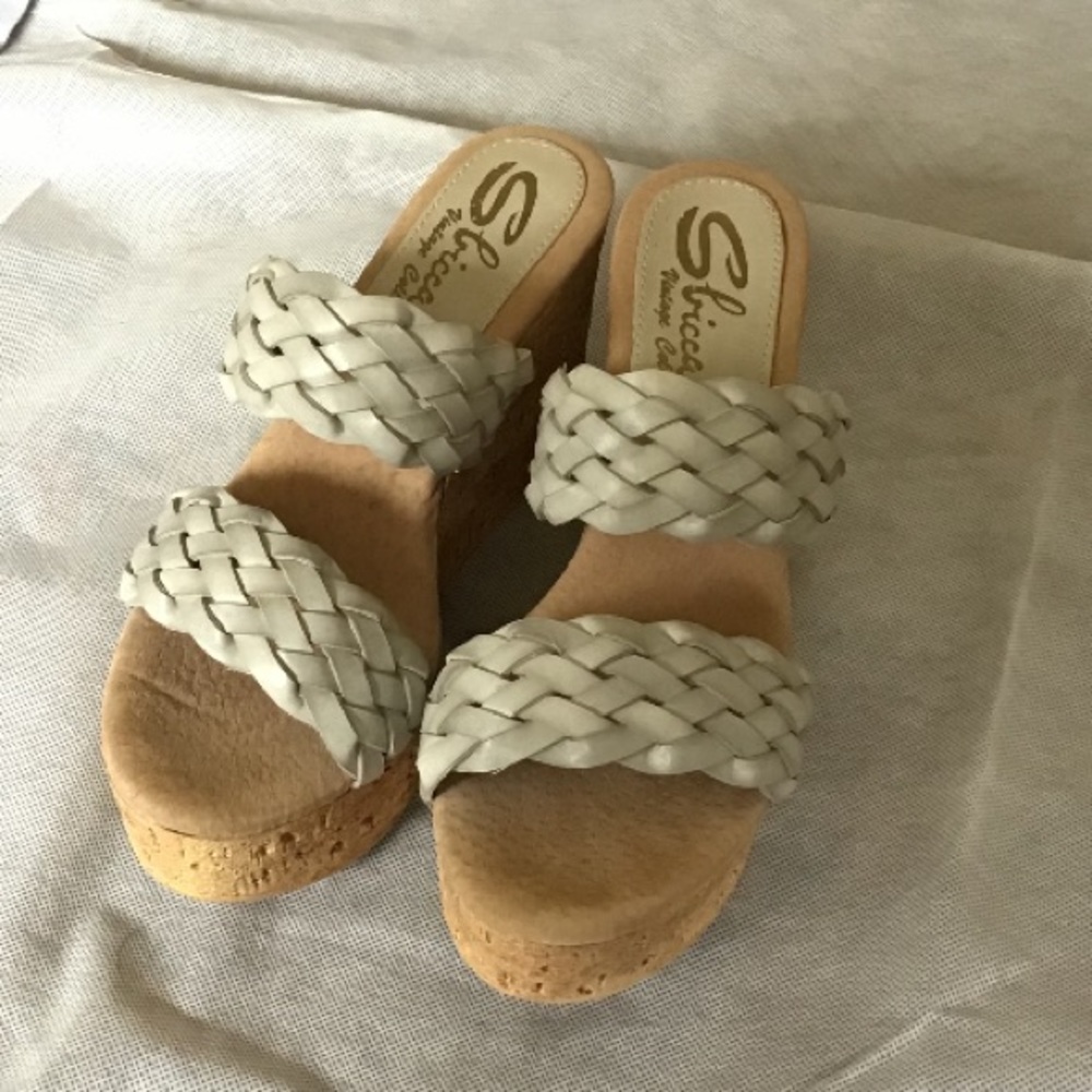 Heeled sandals